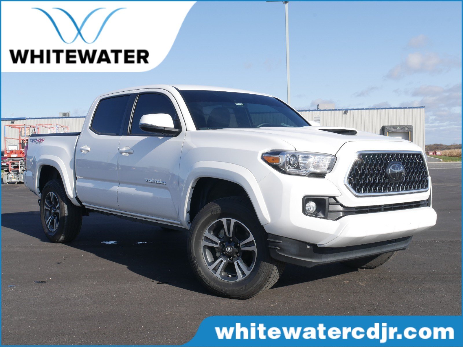 Pre-Owned 2018 Toyota Tacoma TRD Sport 4WD Crew Cab Pickup